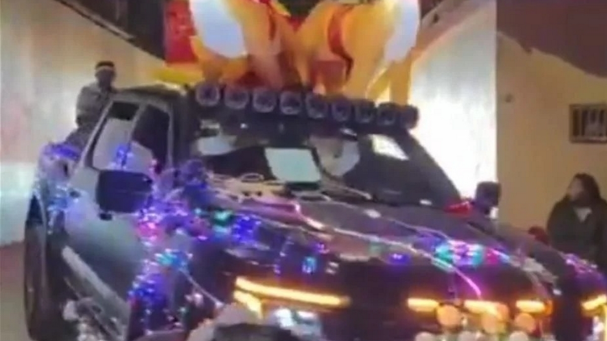 Caravana navideña de grupo delictivo en Guerrero