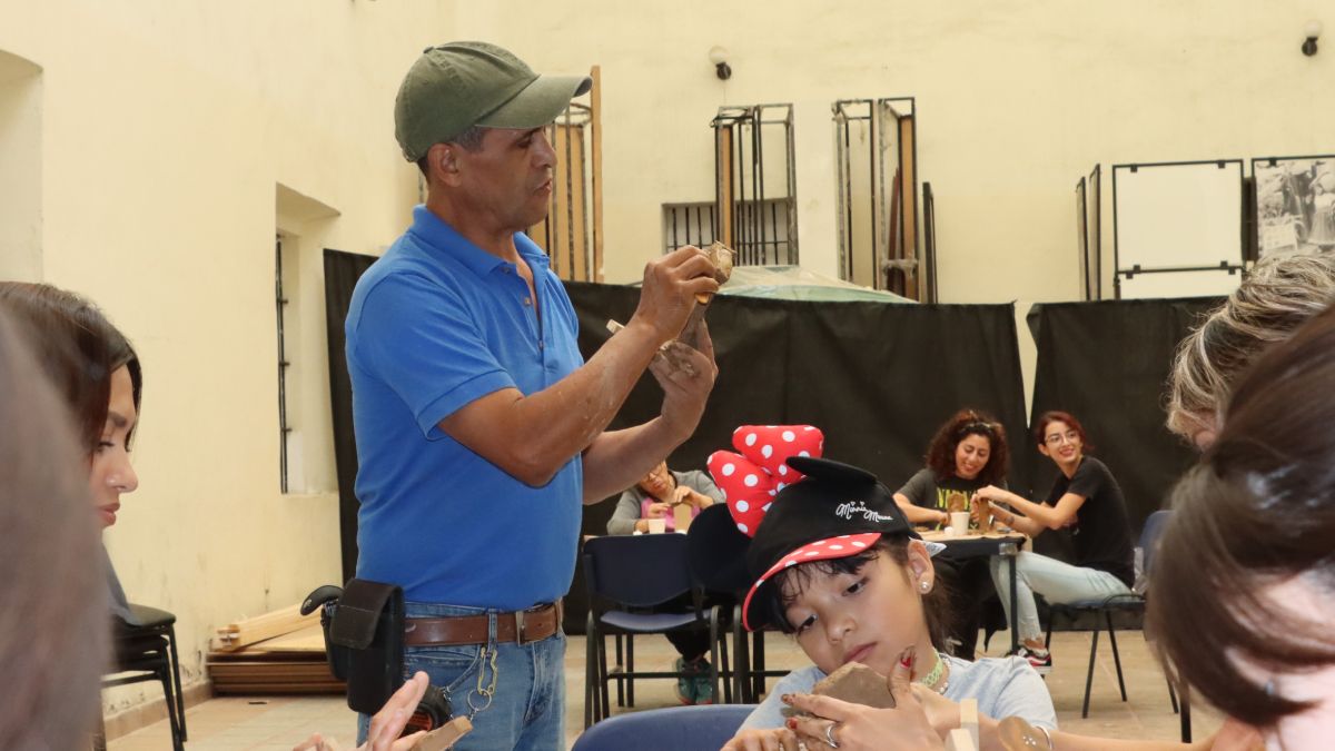 Taller de barro Porta velas