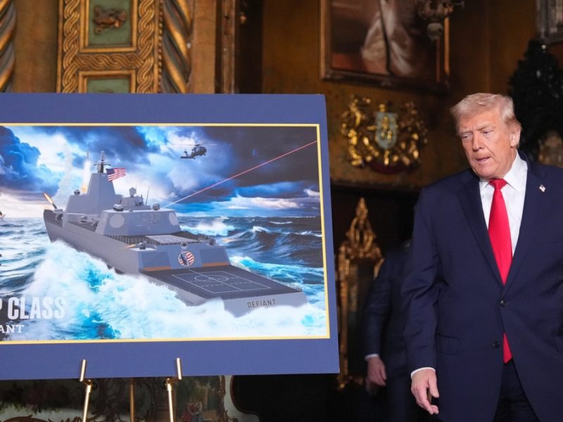 Promete Trump el buque ‘acorazado’ de la Armada ‘más poderoso jamás construido’