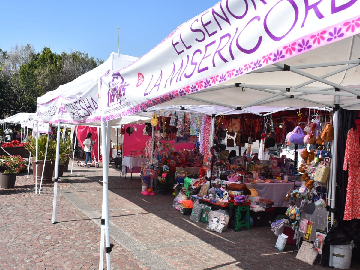 Villa Navideña en Yuriria: Artesanías y gastronomía busca impulsar la economía local