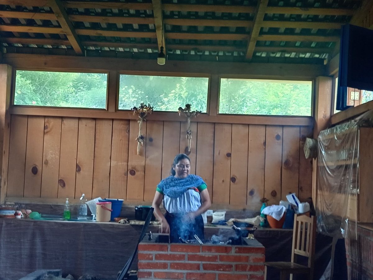 Ceremonia de fuego convoca a renovar energías y cerrar ciclos en Acaxochitlán