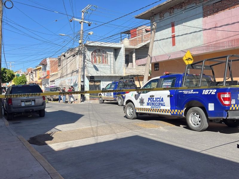 Le disparan en la calle y muere dentro de mueblería en la Campestre Hurtado