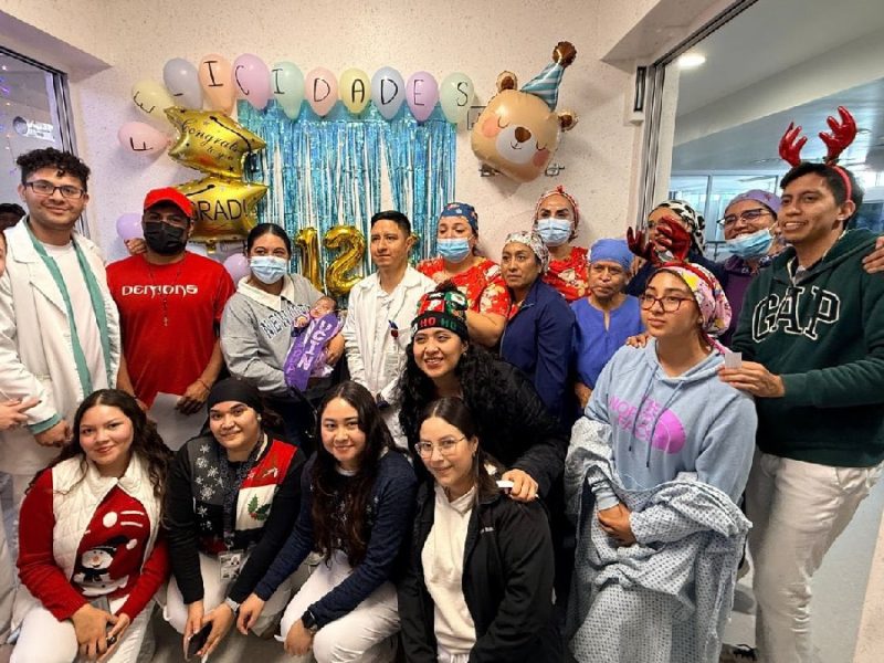 El mejor regalo de Navidad: Bebé trillizo regresa a casa tras meses en hospital