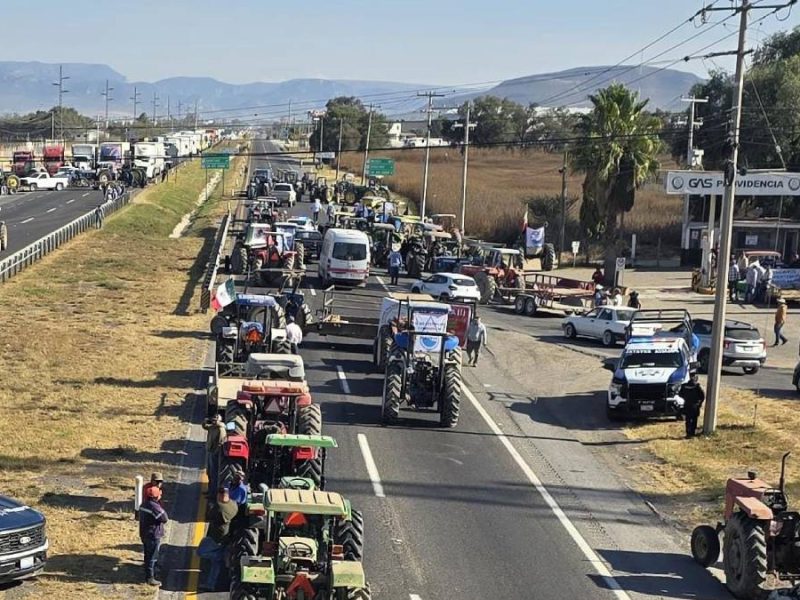 bloqueo-campesinos-ley de aguas