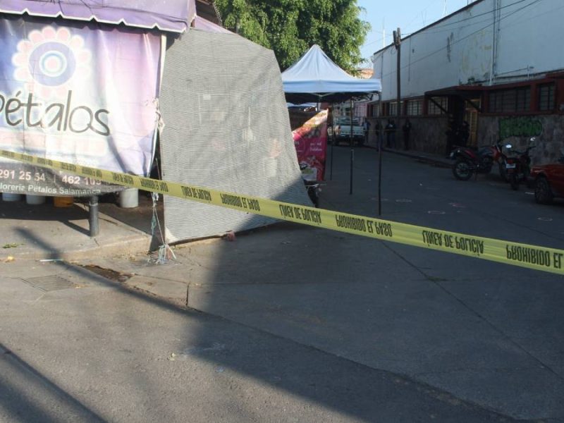 Disparan contra una florería en Irapuato; hay dos heridos