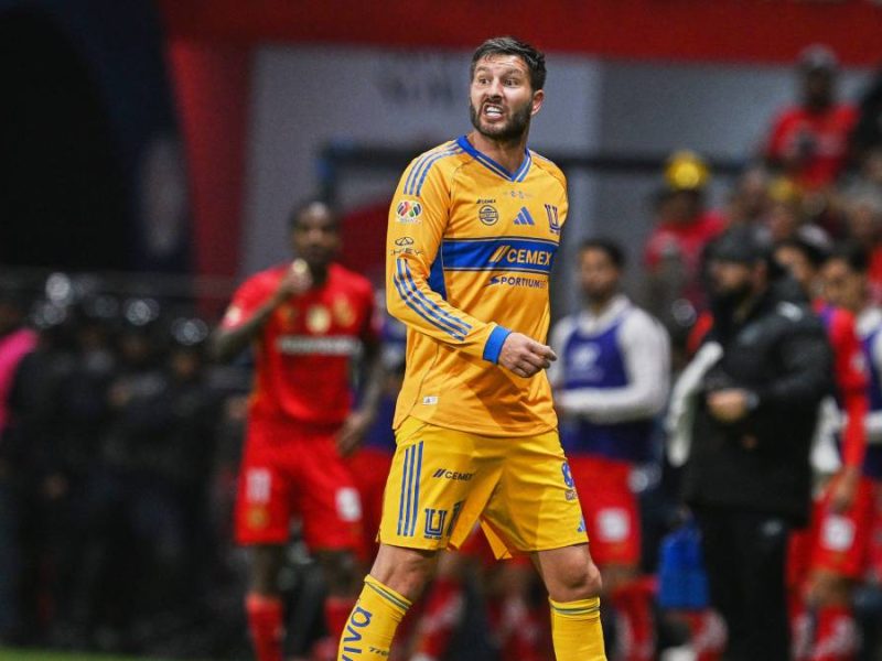 Así fue la agresión a Gignac en la Final del Apertura 2025 - Mexsport.