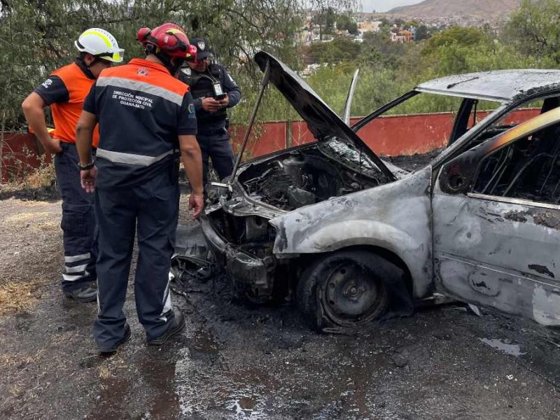 incendio en la carretera Guanajuato-Juventino Rosas