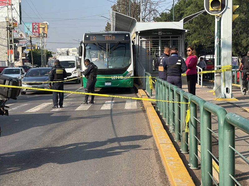 oruga atropella a mujer