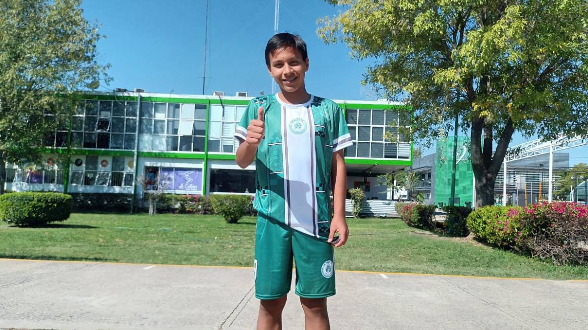 Torneo Leyendas Unidas comenzó a vibrar con miles de sueños e ilusiones en la EFM - Foto: Ituriel Pérez