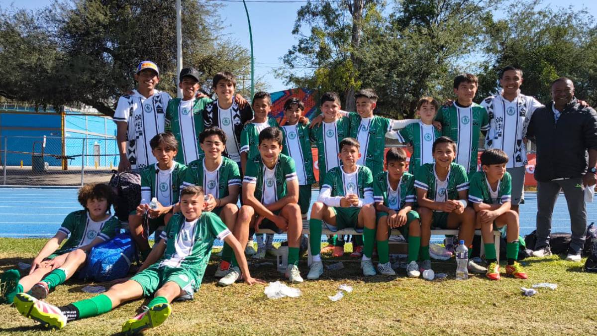 ¡Emoción en la Enrique Fernández Martínez! El Torneo Leyendas Unidas corona a sus campeones en vibrantes finales - Foto: Ituriel Pérez