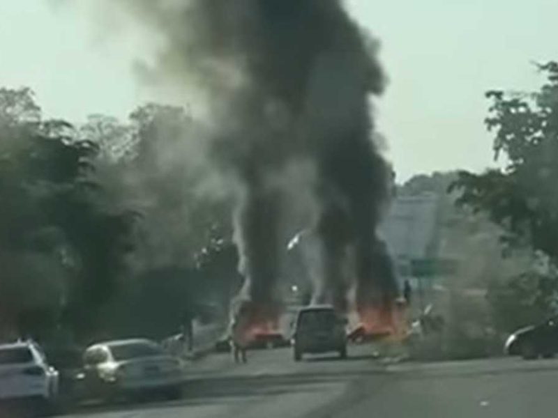 Llanto y bloqueos con neumáticos: Esto exigen colectivos de búsqueda a la Fiscalía de Michoacán