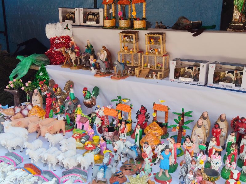 venta navideña Purísima del Rincón