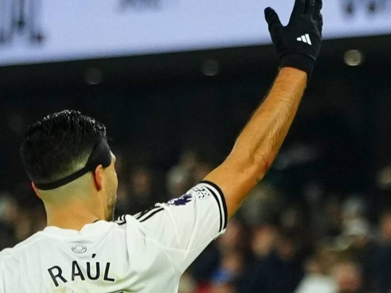 Raúl Jiménez marca en el triunfo del Fulham ante el Nottingham Forest