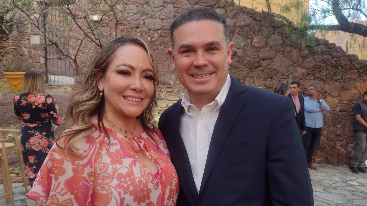 samantha-smith-alejandro-navarro-teeg