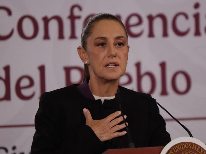 Sheinbaum advierte suspensión de contrato de viviendas ligado a familia de Crespo