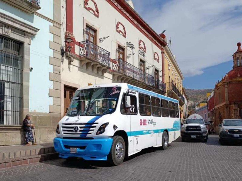 ¿Competencia desleal en el transporte público? Diputados buscan ‘emparejar la cancha’