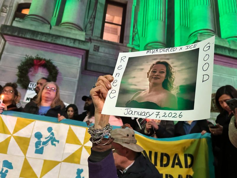 Renee Good, mujer asesinada por agente de ICE en EU, era madre de tres hijos, poeta y nueva en Minneapolis