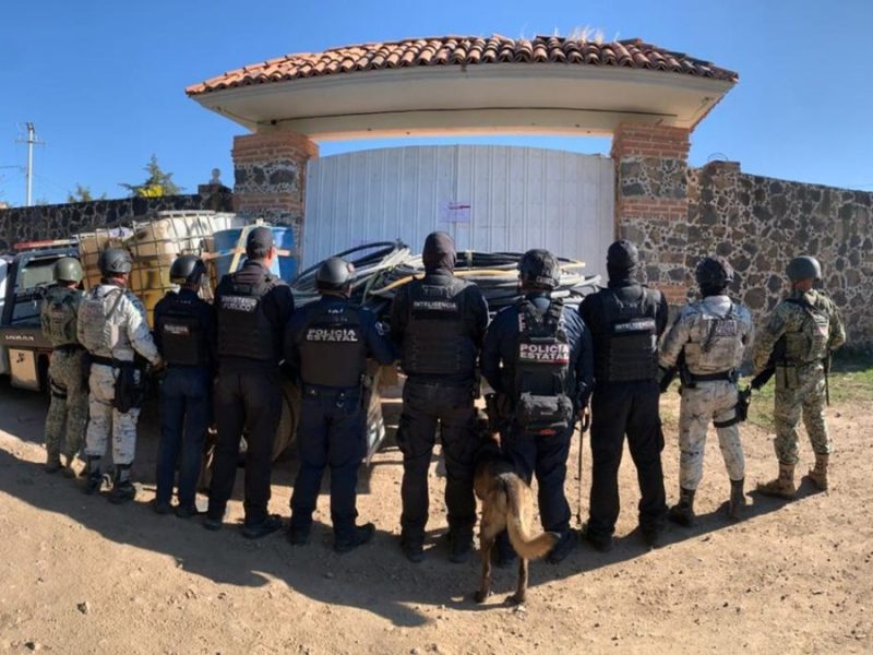 Desmantelan punto de venta ilegal de hidrocarburo en Cuautepec