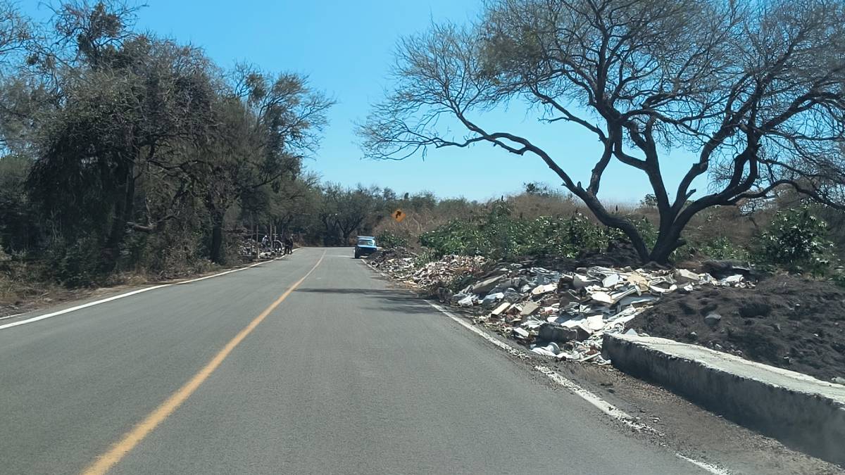 Basura caminos rurales Moroleón Uriangato