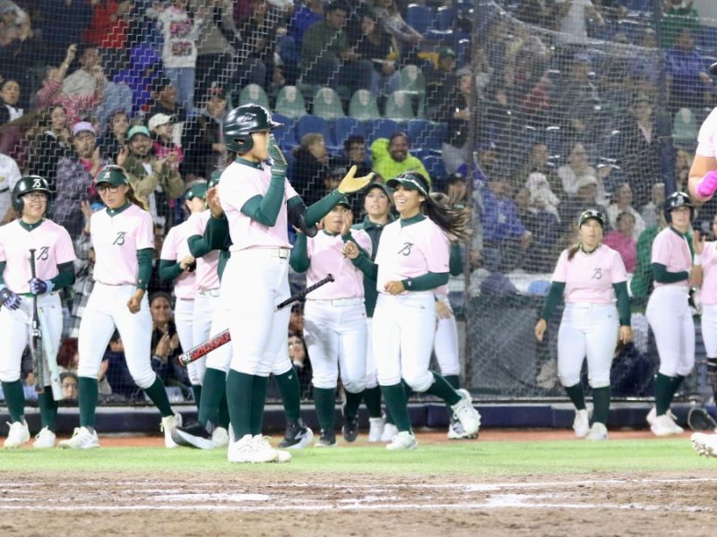 Bravas de León pelean, pero caen 7-2 ante la Selección de Italia 