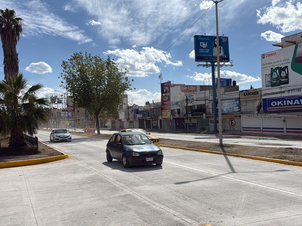 Abren un sentido en bulevar Everardo Márquez; continúan obras