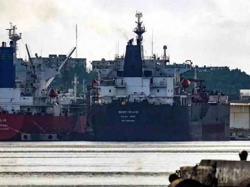 La ayuda petrolera a Cuba se mantendrá sin arriesgar a México: Sheinbaum