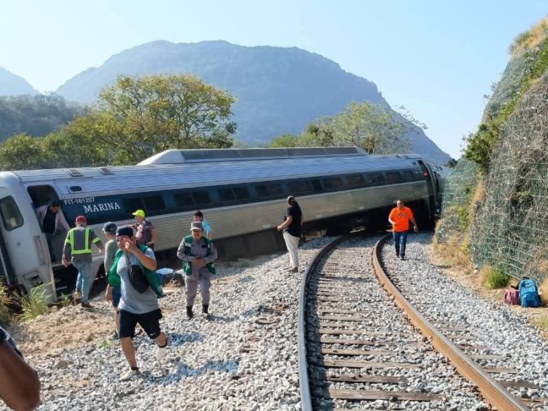 Sube a 14 cifra de muertos en accidente de Tren Interoceánico; muere mujer de 73 años