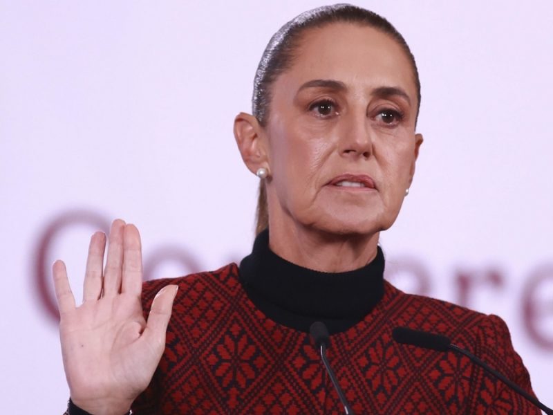 Afina Morena estrategia política: elecciones y Claudia ‘en la boleta’ en 2027 con revocación