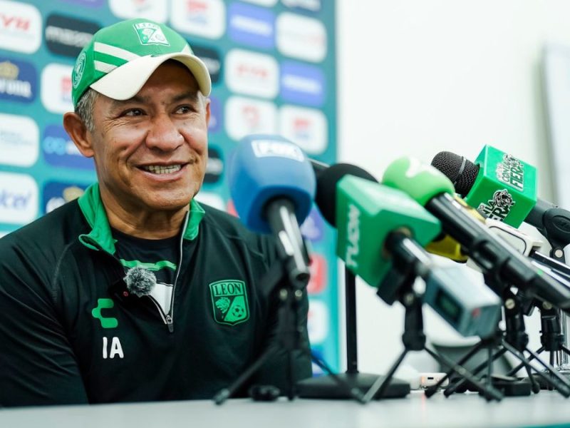 Ignacio Ambriz sobre Cruz Azul: “Saldremos a ganar” 