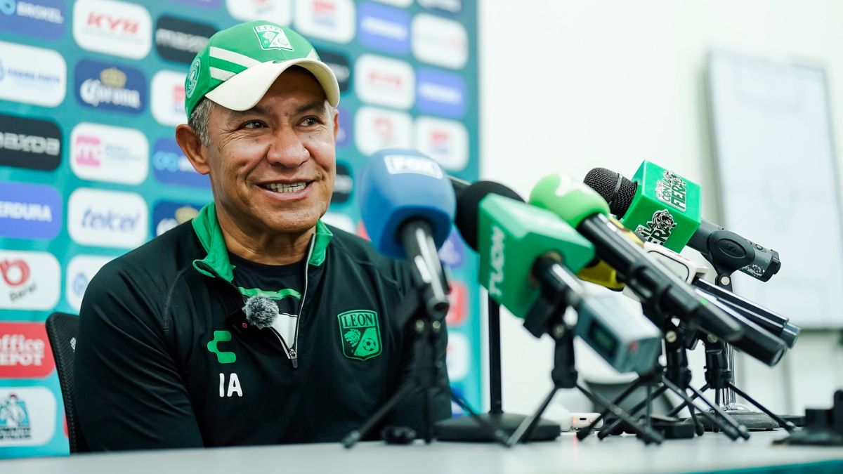 Conferencia Ignacio Ambriz