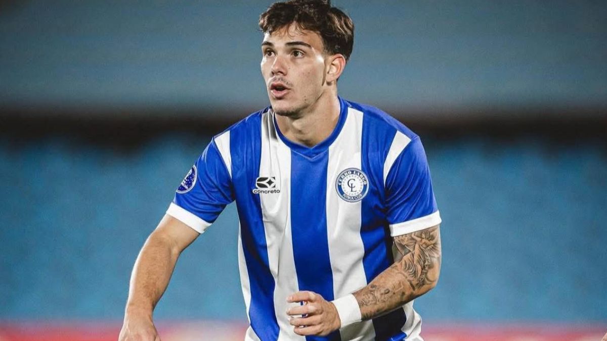 Franco Rossi, delantero uruguayo. Foto: X.