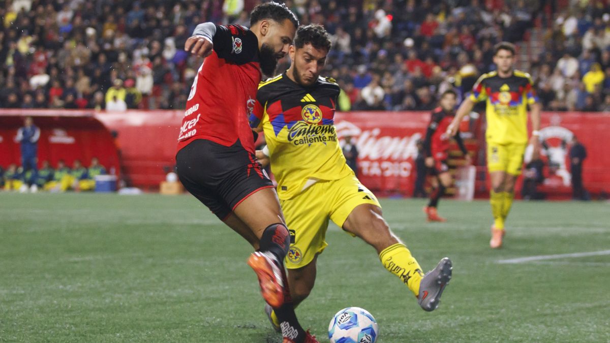 Xolos y América en la disputa de su partido de la jornada 1. Foto: Mexsport.