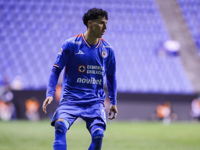 PAOK de Grecia abre negociaciones para reforzarse con Jorge Sánchez, elemento de Cruz Azul