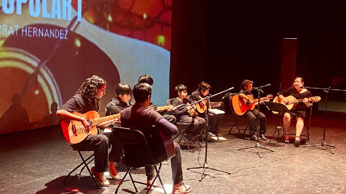 Danza música y teatro