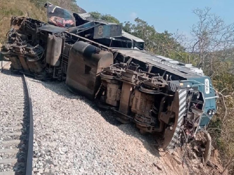 Peritaje externo: Exigen aclarar descarrilamiento del Tren Interoceánico; duda oposición de versión de la FGR