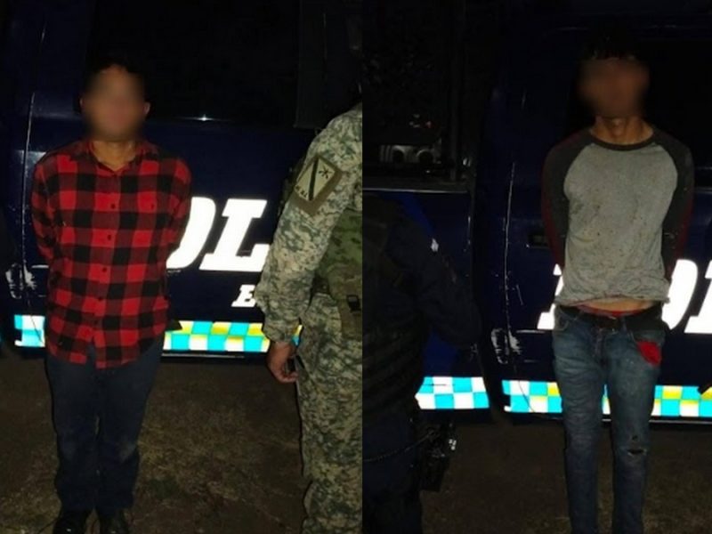 Dos detenidos con drogas en Valle de Santiago, iban en una mot