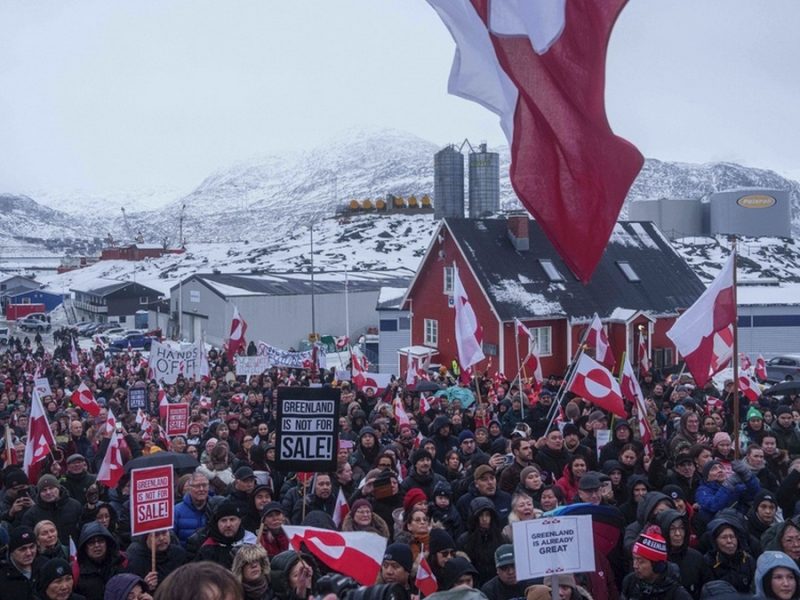 Republicanos y demócratas intentan frenar amenazas de Trump contra Groenlandia, ¿será suficiente?