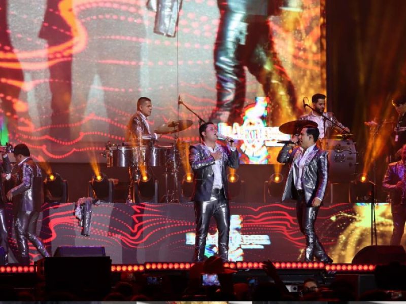 ¡Arriba los enamorados!”: La Arrolladora se adueña del Foro de la Gente con un show ‘arrollador’