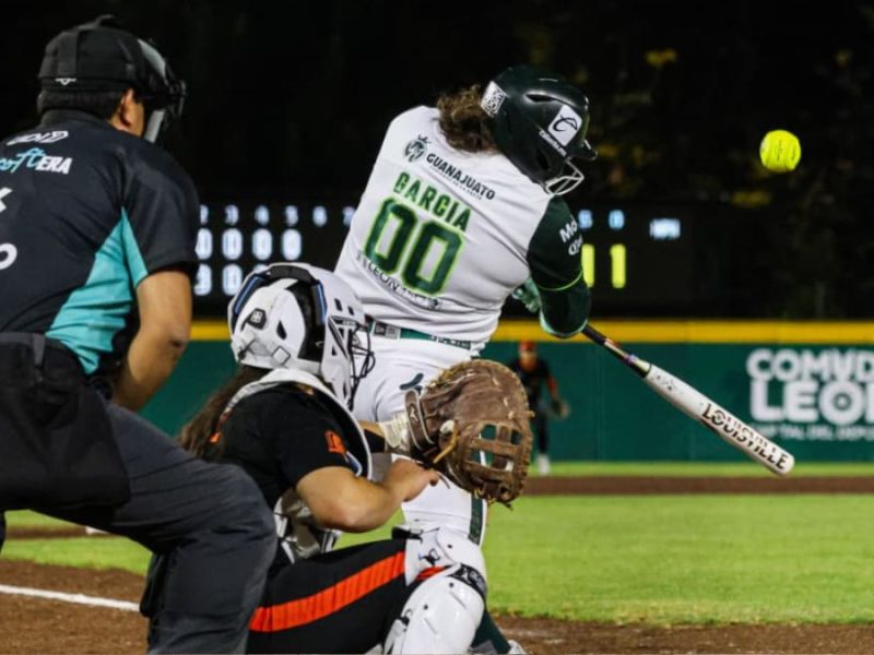 Rachel García conecta Grand Slam y Bravas logran su primera victoria