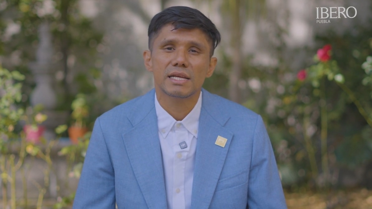 el catedrático de la Universidad Iberoamericana Puebla, Leonardo Ariel Escobar Barrios