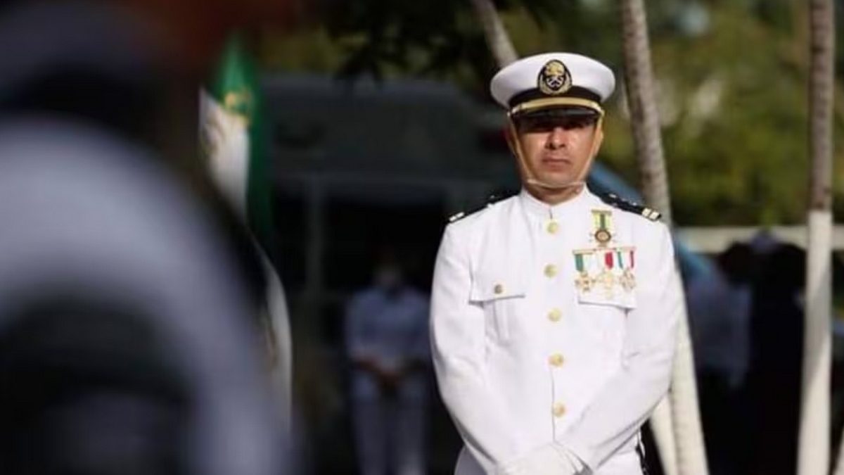 El vicealmirante Manuel Roberto Farías Laguna