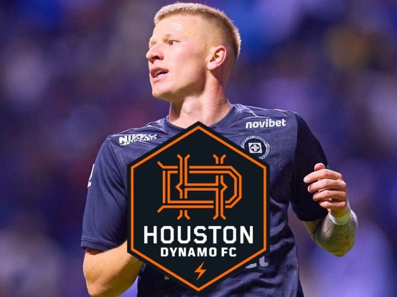 Cruz Azul negocia con Houston Dynamo la venta de Mateusz Bogusz