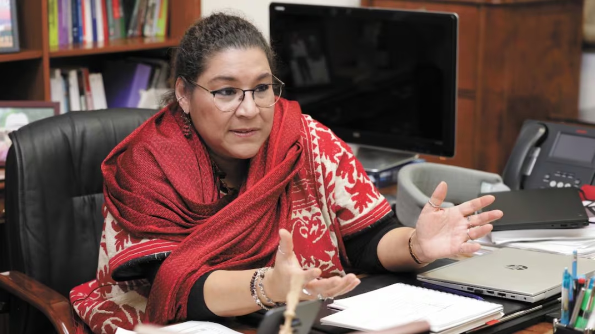 Ministra Lenia Batres