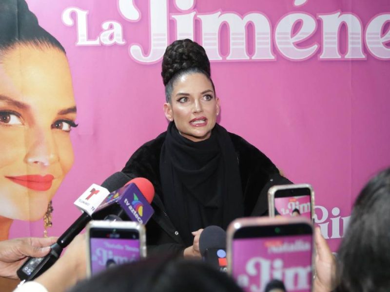 Natalia Jiménez cantó desde la herida en León: “Estoy destrozada, pero este público me va a sostener”