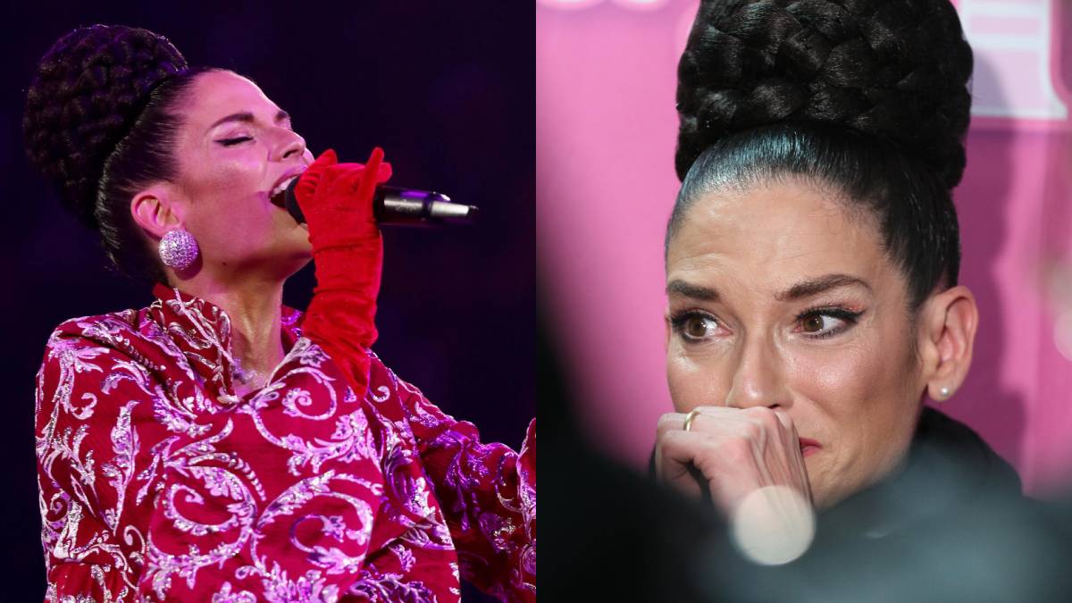 Natalia Jiménez cantando en el redondel del Palenque de la Feria de León.