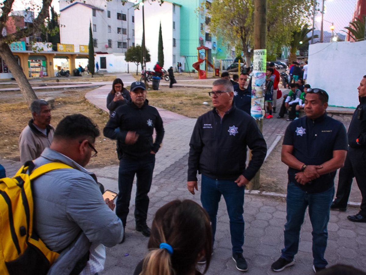 Dobles filas: aplican 14 sanciones contra ambulantes de Pachuca