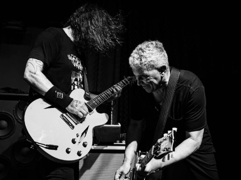 Pat Smear se lesiona y no tocará con Foo Fighters en Feria de León 2026; Jason Falkner será su reemplazo