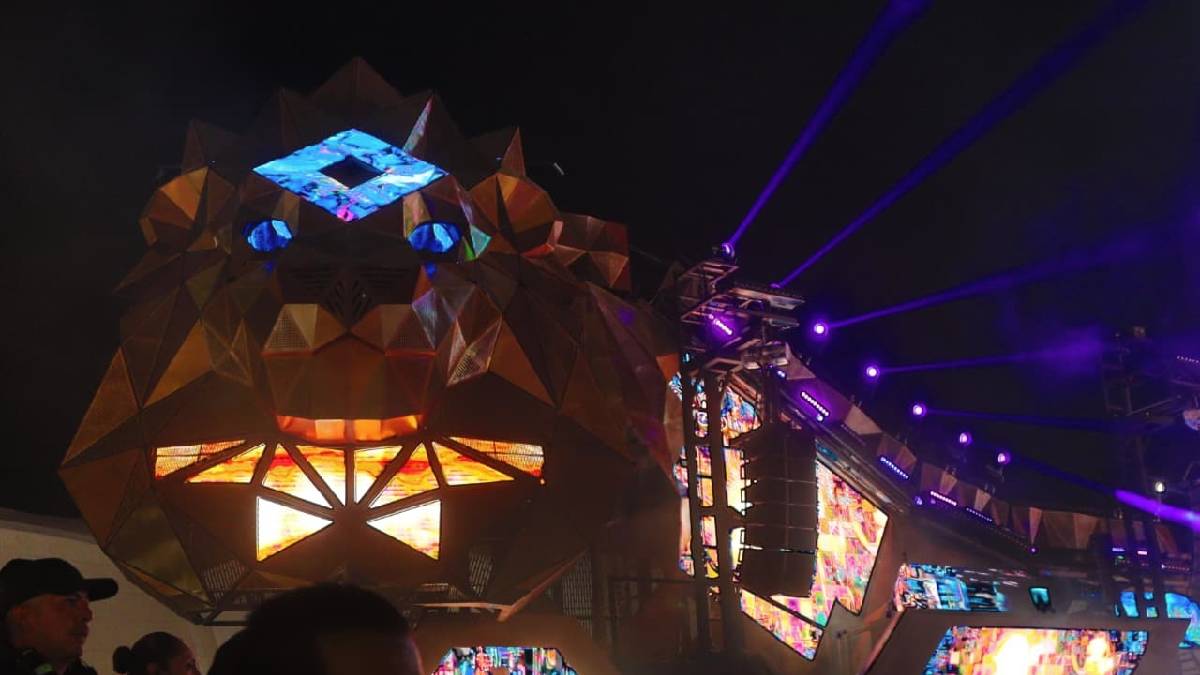 Primer encendido del Solareón en la Feria de León 2026