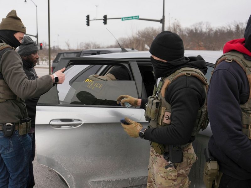 Deporta EU a 33 menores mexicanos al día; 7 de cada 10 viajaban solos