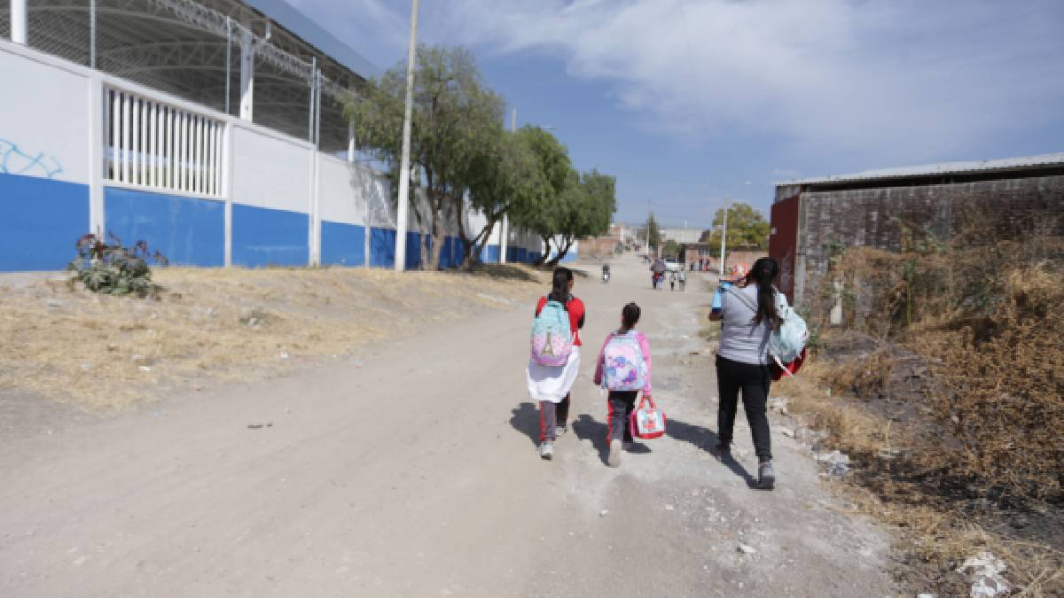 Regreso a clases estudiante agredida Rizos de la Joya